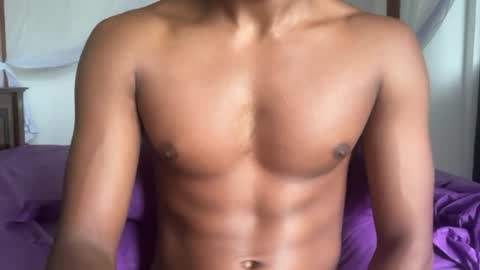 Snapshot of kinda_horny_right_now chatting on 15, 7, 2026 Isaac online show from 15, 7, 2026