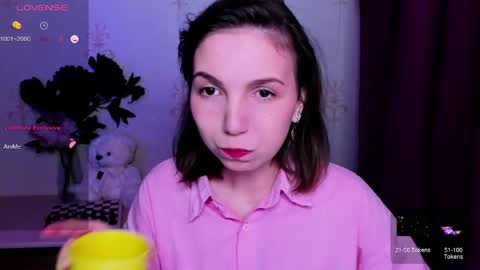 Hazel online show from 31, 3, 2026