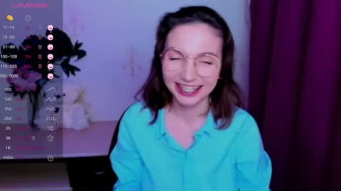 Snapshot of kindhazelhere_ chatting on 15, 6, 2026 Hazel online show from 15, 6, 2026
