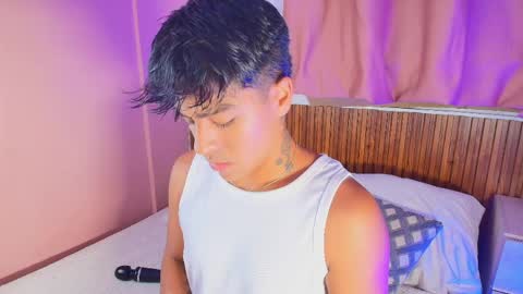 king  help me reach 100 likes online show from 4, 4, 2026