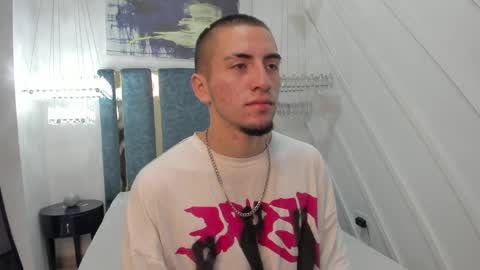 Snapshot of king_dante_ chatting on 8, 1, 2025 King Dante online show from 8, 1, 2025