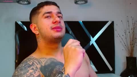 Angel Falconer online show from 14, 11, 2025