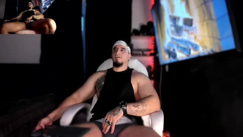 Snapshot of kingbear777 chatting on 5, 12, 2024 King Bear online show from 5, 12, 2024