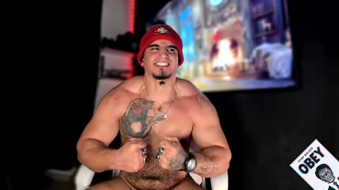 Snapshot of kingbear777 chatting on 7, 2, 2025 King Bear online show from 7, 2, 2025