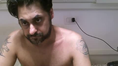 Snapshot of kingcorvo82 chatting on 15, 7, 2026 ivano corona online show from 15, 7, 2026