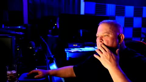 Snapshot of kingjamesviii chatting on 4, 1, 2025 King James VIII online show from 4, 1, 2025