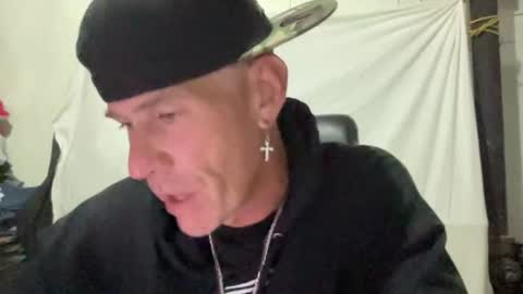 Snapshot of kingme19832025 chatting on 28, 7, 2026 TheeSquirtKing online show from 28, 7, 2026
