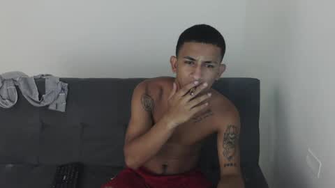 Snapshot of kings_latins chatting on 18, 6, 2026 DOMINANT ALPHA KINGS online show from 18, 6, 2026