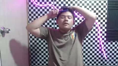 Snapshot of kingvoltage chatting on 4, 4, 2026 Yuki online show from 4, 4, 2026