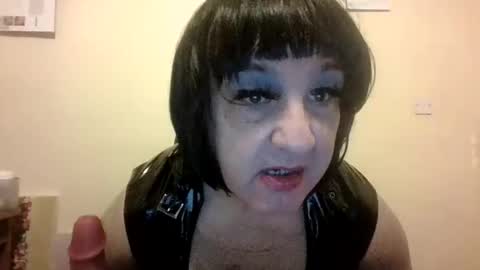 Snapshot of kingwillywoo chatting on 12, 12, 2024 Cynthia Pvc lips online show from 12, 12, 2024