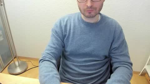 Snapshot of kinksubbydubby chatting on 4, 2, 2026 kinksubbydubby online show from 4, 2, 2026