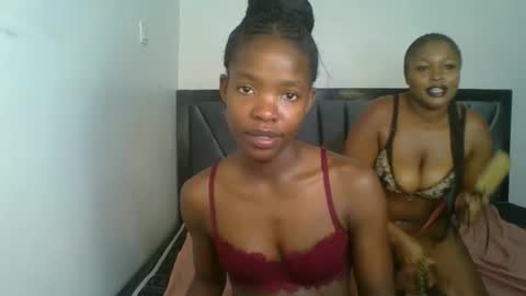 kinky_aria online show from 2, 12, 2025