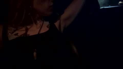 Snapshot of kinky_k80 chatting on 18, 1, 2026 Kinky K80 online show from 18, 1, 2026