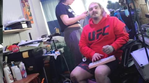 Kinky Cassie online show from 4, 4, 2026