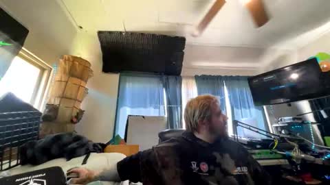 Snapshot of kinkybiguy14 chatting on 7, 6, 2026 Kinky Cassie online show from 7, 6, 2026