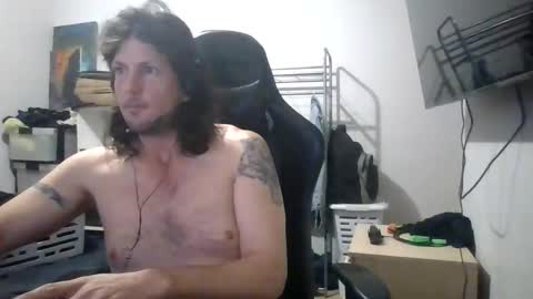 Horny Bloomy online show from 10, 4, 2026