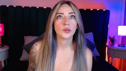 Snapshot of kinkydoll_ chatting on 24, 4, 2026 Sara online show from 24, 4, 2026