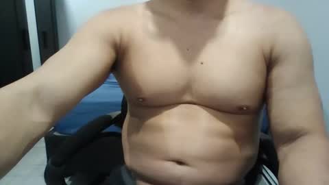 Snapshot of kinkytony1 chatting on 1, 10, 2025 kinkytony1 online show from 1, 10, 2025