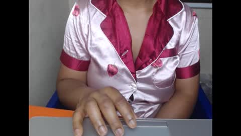 kinkyxxjuice online show from 12, 9, 2025