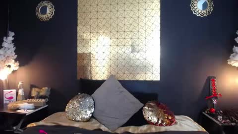 Snapshot of kinkyy_mom chatting on 10, 4, 2026 kinkyy_mom online show from 10, 4, 2026