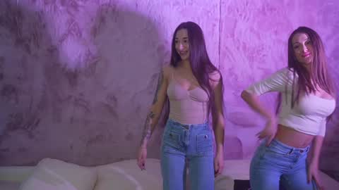 Sweet girls online show from 14, 1, 2026