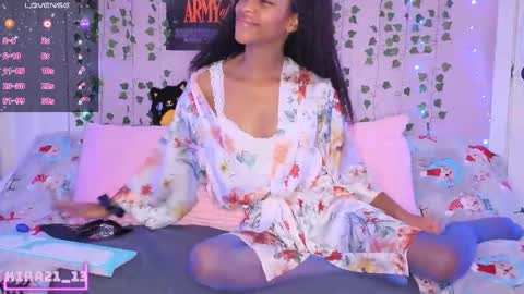 Snapshot of kira21_13 chatting on 23, 12, 2025 Kira21 13 online show from 23, 12, 2025