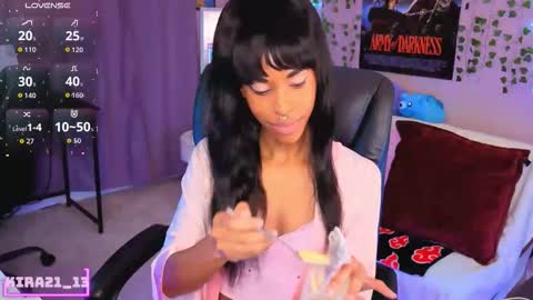 Snapshot of kira21_13 chatting on 12, 3, 2026 Kira21 13 online show from 12, 3, 2026