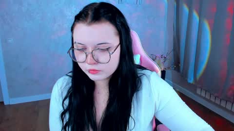 kira online show from 12, 4, 2026