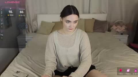 kira_jin online show from 9, 9, 2025