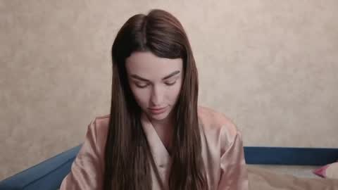 Snapshot of kira_love1 chatting on 4, 5, 2026 Kira love1 online show from 4, 5, 2026