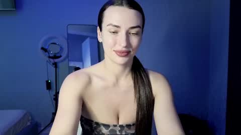Snapshot of kira_love1 chatting on 10, 6, 2026 Kira love1 online show from 10, 6, 2026