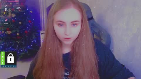 Snapshot of kira_love_sleep chatting on 17, 1, 2025 you know thumb up me please its important online show from 17, 1, 2025