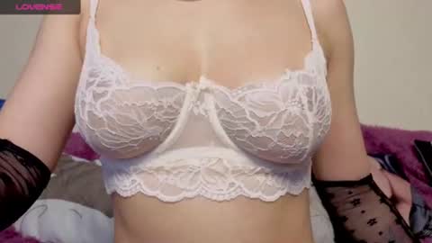 Snapshot of kira_low chatting on 23, 7, 2026 Kira online show from 23, 7, 2026