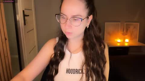 Kira online show from 13, 2, 2026