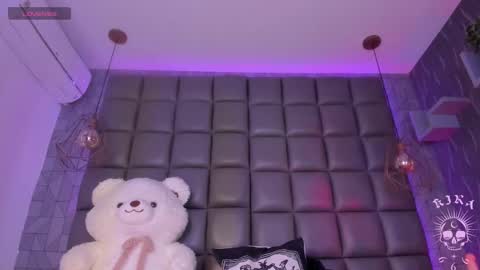 Kira  online show from 20, 3, 2026