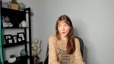 KIRA online show from 25, 5, 2026