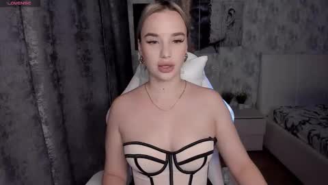 kirakrox online show from 13, 10, 2025