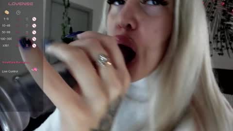 Kira online show from 18, 12, 2025