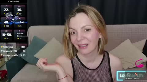 Snapshot of kiramartins_cat chatting on 22, 4, 2026 kiramartins cat online show from 22, 4, 2026