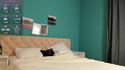 KiraSun online show from 1, 10, 2025