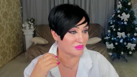 Snapshot of kiratempt chatting on 19, 12, 2025 Kira online show from 19, 12, 2025