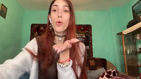 Snapshot of kirbykrell chatting on 9, 4, 2026 Marry online show from 9, 4, 2026