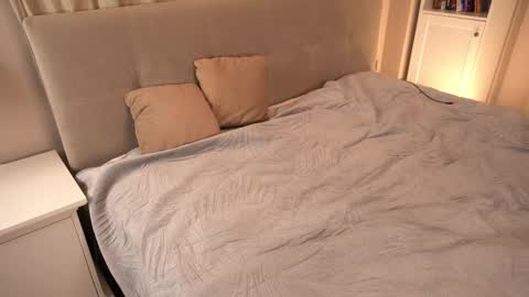 kiri_pvt online show from 12, 11, 2025