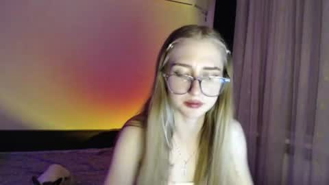 kisa____ online show from 13, 7, 2026