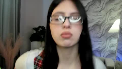 Kisa  online show from 7, 4, 2026