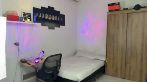 Snapshot of kisan_smith chatting on 8, 11, 2025 Kisan online show from 8, 11, 2025