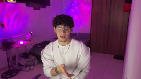 Snapshot of kisan_smith chatting on 17, 12, 2025 Kisan online show from 17, 12, 2025