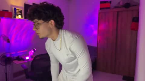 Snapshot of kisan_smith chatting on 19, 12, 2025 Kisan online show from 19, 12, 2025