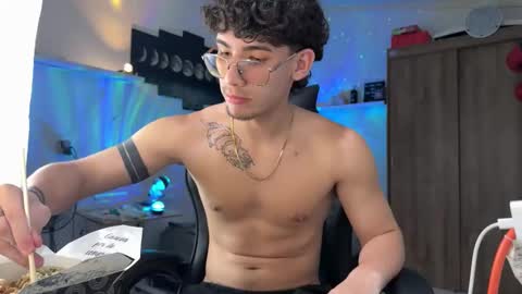 Snapshot of kisan_smith chatting on 3, 3, 2026 Kisan online show from 3, 3, 2026