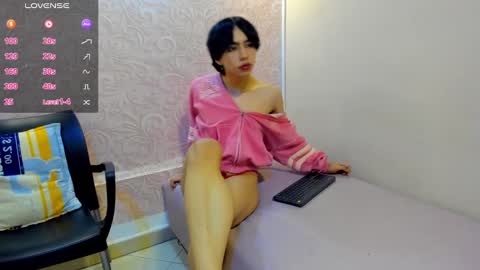kiss_hott15 online show from 9, 1, 2025